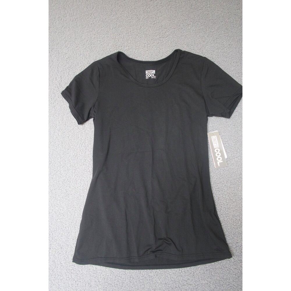 32 Degrees Cool‎ Women's medium Short Sleeve Scoop Neck T-Shirt black